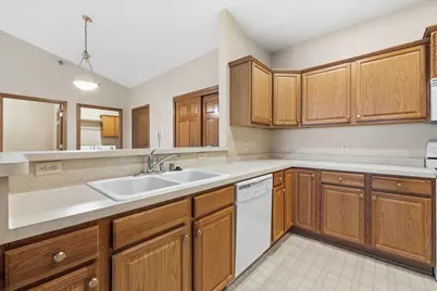 223  Fifth St #319, Hartford, WI 53027 - Photo 7