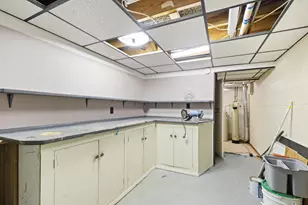 1929 Sunnyside Dr, Waukesha, WI 53186 - Photo 23