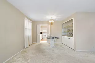 1929 Sunnyside Dr, Waukesha, WI 53186 - Photo 5