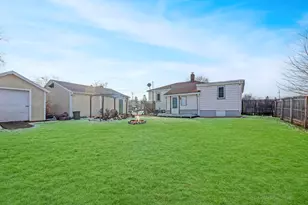 3051 90th St, Sturtevant, WI 53177 - Photo 19