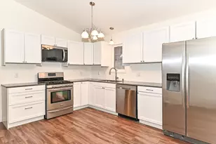 38811 91st St, Randall, WI 53105 - Photo 7