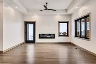 4043 Brooke Elizabeth Dr, Onalaska, WI 54650 - Photo 7