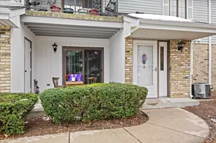 1430 Phesant Run Dr, Racine, WI 53406 - Photo 15