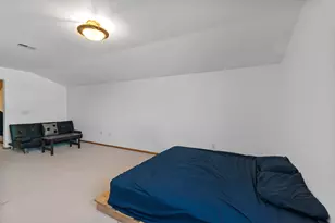 2105 Pine Ridge Ct, Grafton, WI 53024 - Photo 21