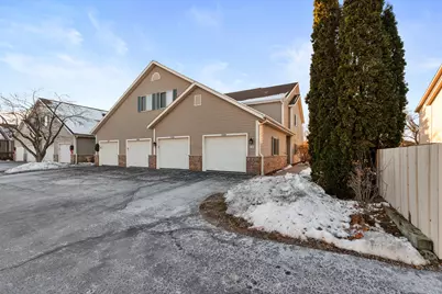 2105  Pine Ridge Ct #H, Grafton, WI 53024 - Photo 35