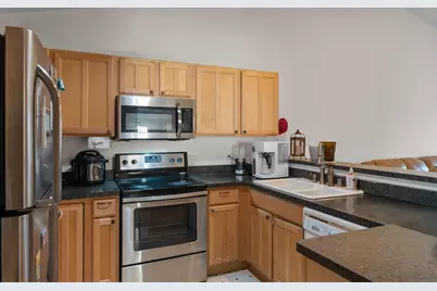 2105  Pine Ridge Ct #H, Grafton, WI 53024 - Photo 17