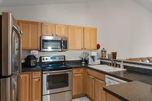 2105 Pine Ridge Ct, Grafton, WI 53024 - Photo 17