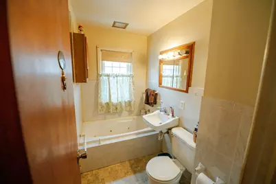 2301  Olive St, Racine, WI 53403 - Photo 5