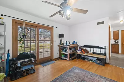 2826 W Green Tree Rd, Glendale, WI 53209 - Photo 11