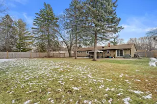 2826 W Green Tree Rd, Glendale, WI 53209 - Photo 27