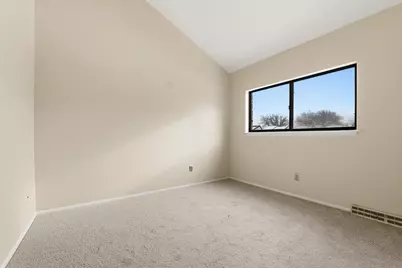 6647 N Bourbon St, Milwaukee, WI 53224 - Photo 9