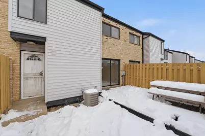 6647 N Bourbon St, Milwaukee, WI 53224 - Photo 15