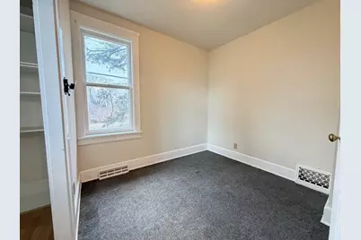 1549  Augusta St, Racine, WI 53402 - Photo 7