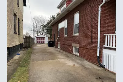 1549  Augusta St, Racine, WI 53402 - Photo 9