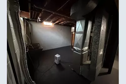 7824 W Herbert Ave, Milwaukee, WI 53218 - Photo 11