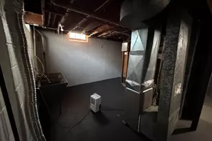 7824 W Herbert Ave, Milwaukee, WI 53218 - Photo 11