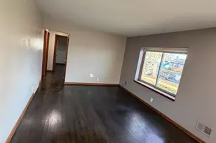 7824 W Herbert Ave, Milwaukee, WI 53218 - Photo 9