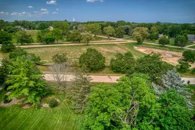 5940  Park Ridge Dr, Racine, WI 53406 - Photo 11
