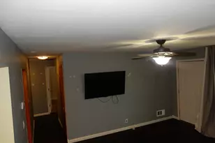 6026 W Stack Dr, Milwaukee, WI 53219 - Photo 9