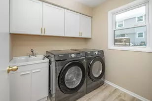 W233N6950 Salem Dr, Sussex, WI 53089 - Photo 27