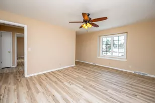 W233N6950 Salem Dr, Sussex, WI 53089 - Photo 29