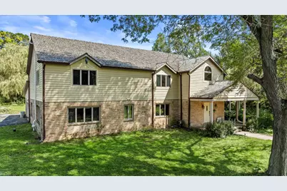 2416 W Dean Ct, River Hills, WI 53217 - Photo 25