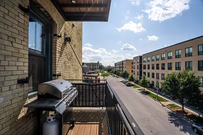 1818 N Water St #306, Milwaukee, WI 53202 - Photo 23