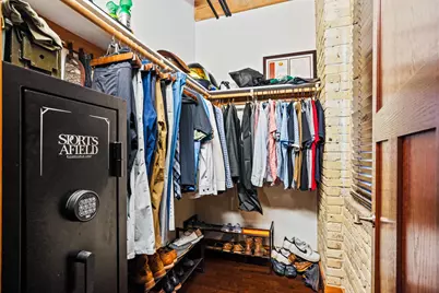 1818 N Water St #306, Milwaukee, WI 53202 - Photo 11