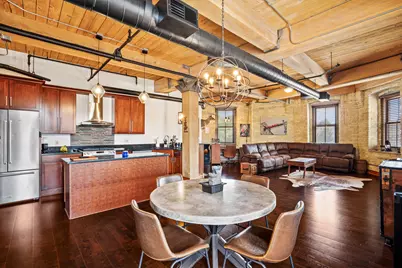 1818 N Water St #306, Milwaukee, WI 53202 - Photo 5