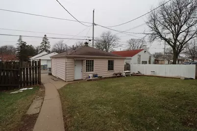 5269 N Sherman Blvd, Milwaukee, WI 53209 - Photo 7