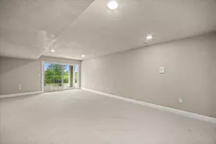 N59W17728 Meadow Ct, Menomonee Falls, WI 53051 - Photo 37