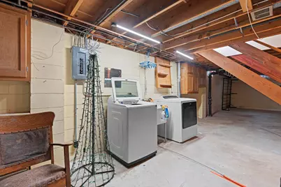 2003  Richmond Ave, Manitowoc, WI 54220 - Photo 29