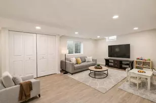 5751 N Shoreland Ave, Whitefish Bay, WI 53217 - Photo 19