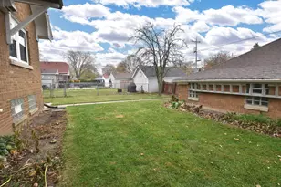 3777 S Ahmedi Ave, Saint Francis, WI 53235 - Photo 41