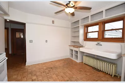 3777 S Ahmedi Ave, Saint Francis, WI 53235 - Photo 15