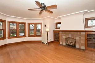 3777 S Ahmedi Ave, Saint Francis, WI 53235 - Photo 3