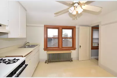 3777 S Ahmedi Ave, Saint Francis, WI 53235 - Photo 31