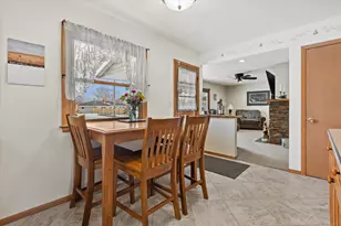 W177N9140 St Francis Dr, Menomonee Falls, WI 53051 - Photo 15