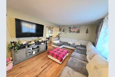 3717 S 95th St, Milwaukee, WI 53228 - Photo 7