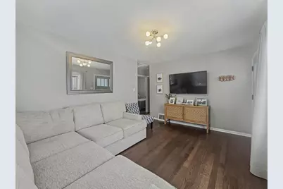 3019 S 50th St, Milwaukee, WI 53219 - Photo 5