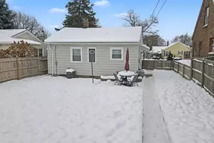 3019 S 50th St, Milwaukee, WI 53219 - Photo 23