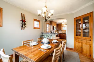 331 N 111th St, Wauwatosa, WI 53226 - Photo 9