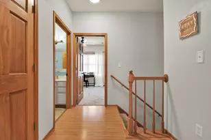 W170N5574 Ridgewood Dr, Menomonee Falls, WI 53051 - Photo 17