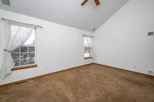 1632 Auburn Ct, Waukesha, WI 53189 - Photo 29