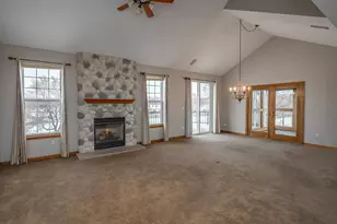 1632 Auburn Ct, Waukesha, WI 53189 - Photo 19