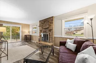 3731 W Bottsford Ave, Greenfield, WI 53221 - Photo 9