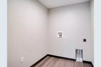 2201  Sierra Ave, Holmen, WI 54636 - Photo 15