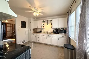 4014 Wright Ave, Racine, WI 53405 - Photo 5