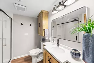 320 E Pleasant St, Oconomowoc, WI 53066 - Photo 11