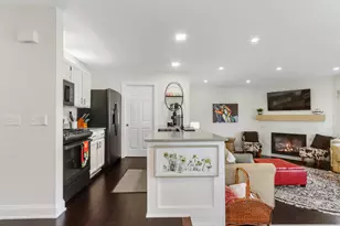 658 Geneva National Ave, Geneva, WI 53147 - Photo 11